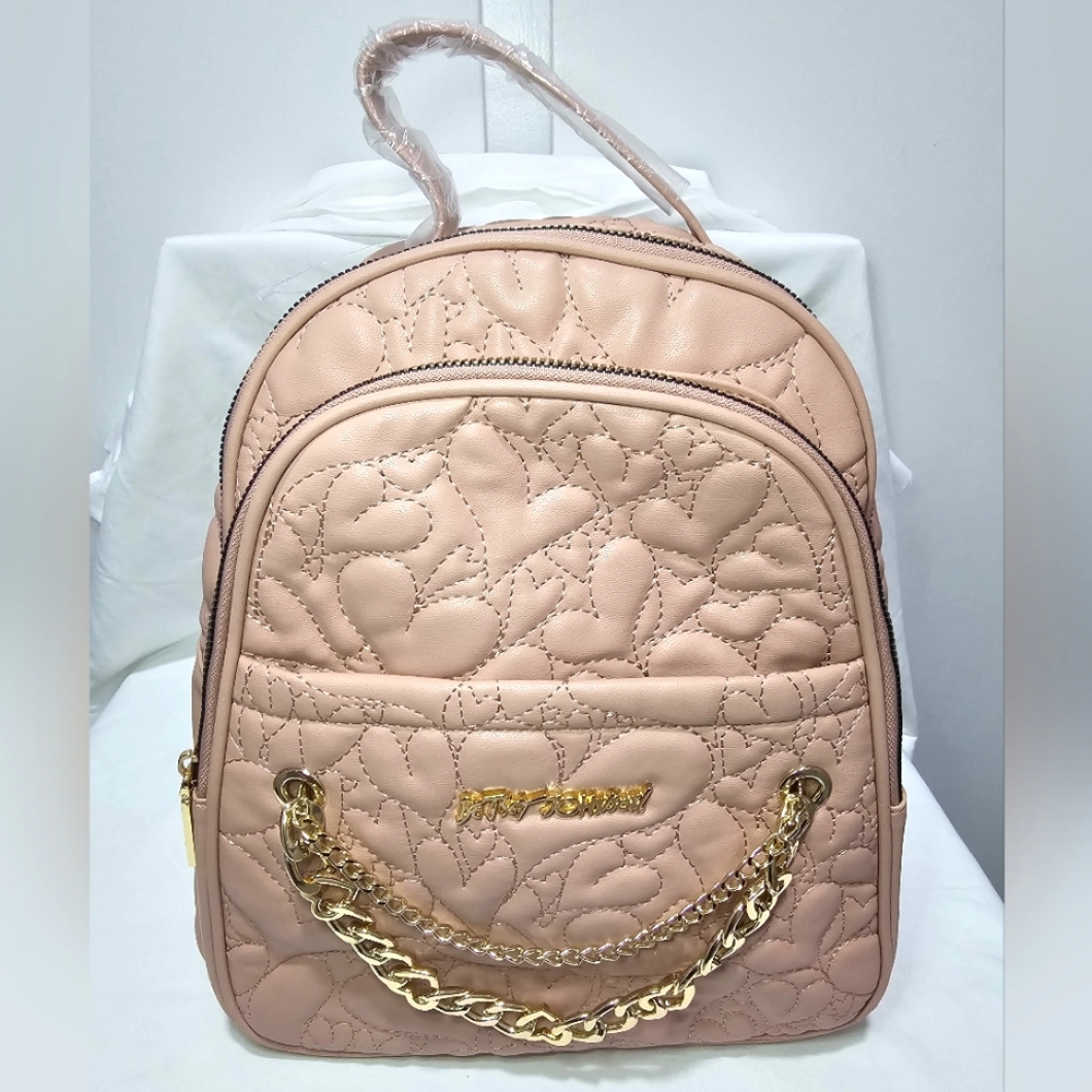 NWOT Betsey Johnson Quilted Heart Backpack